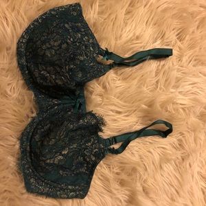 Victoria’s Secret Dream Angels push up w/o padding